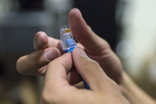 長城寬帶澄清 退出部分市場傳言不實，將繼續提供互聯網接入服務